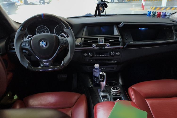 Used BMW X6 2011 xDrive35i Center Console