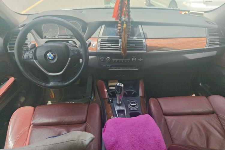 Used BMW X6 2011 xDrive35i Center Console