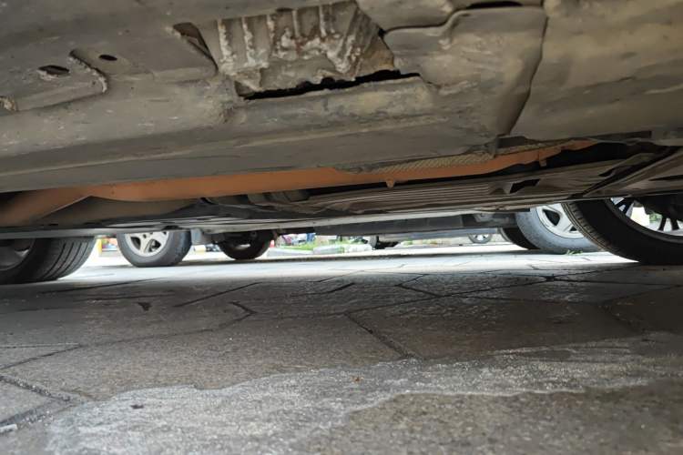 Used BMW X6  Chassis Front Right
