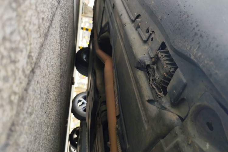 Used BMW X6 2011 xDrive35i Chassis Front Right