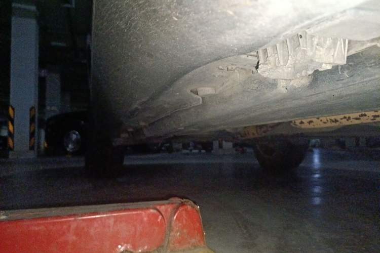 Used BMW X6 2011 xDrive35i Chassis Front Right