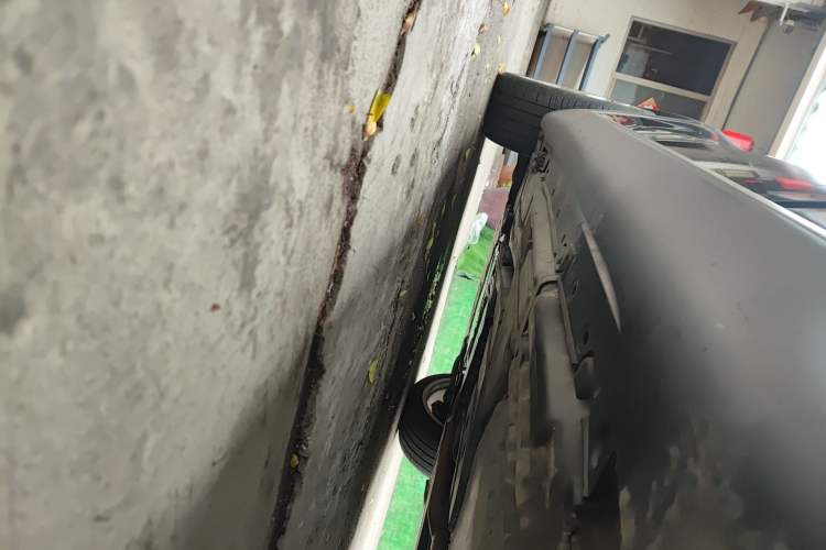 Used BMW X6 2011 xDrive35i Middle East version Chassis Rear Left