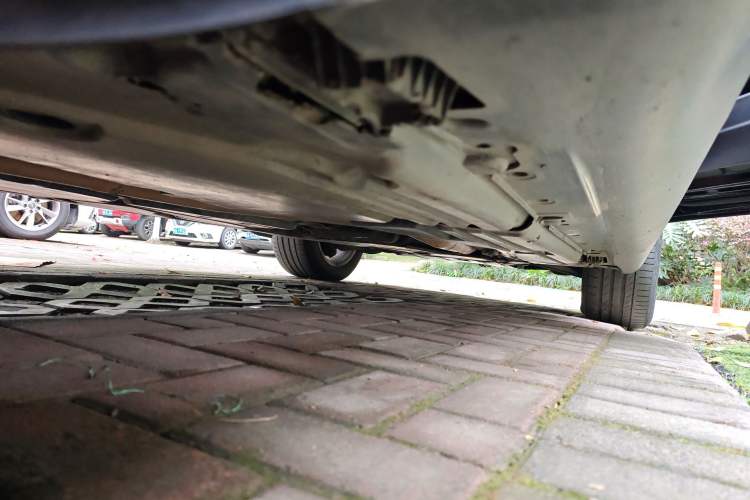 Used BMW X6 2011 xDrive35i Chassis Rear Left