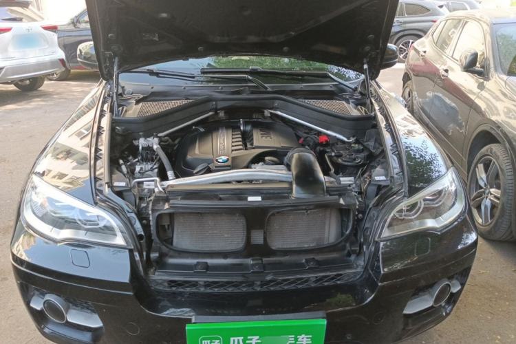 Used BMW X6 2011 xDrive35i Engine Bay