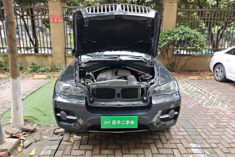 Used BMW X6 2011 xDrive35i Engine Bay