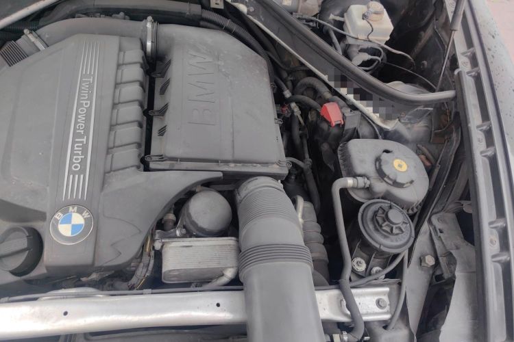 Used BMW X6 2011 xDrive35i Engine Bay Left