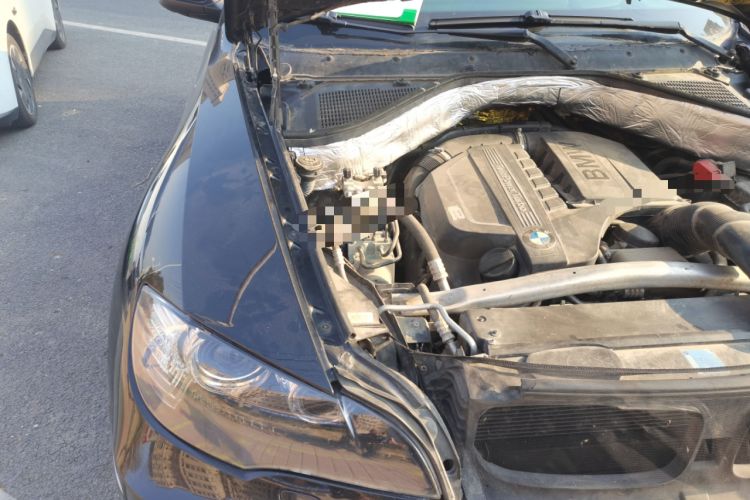 Used BMW X6 2011 xDrive35i Engine Bay Right