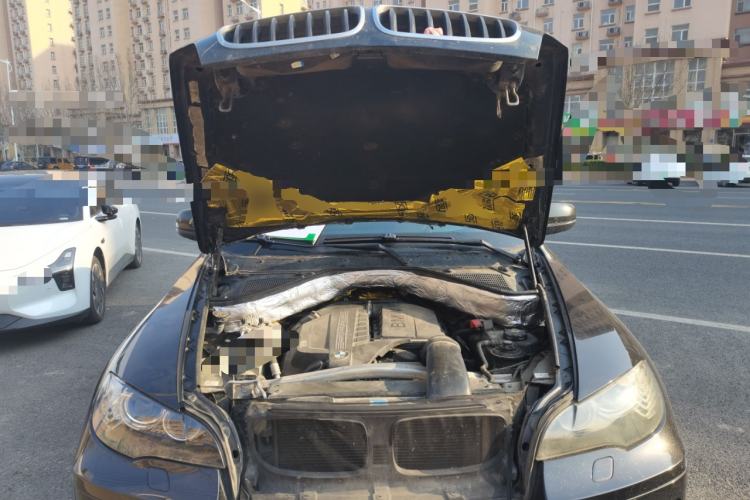 Used BMW X6 2011 xDrive35i Engine Bay