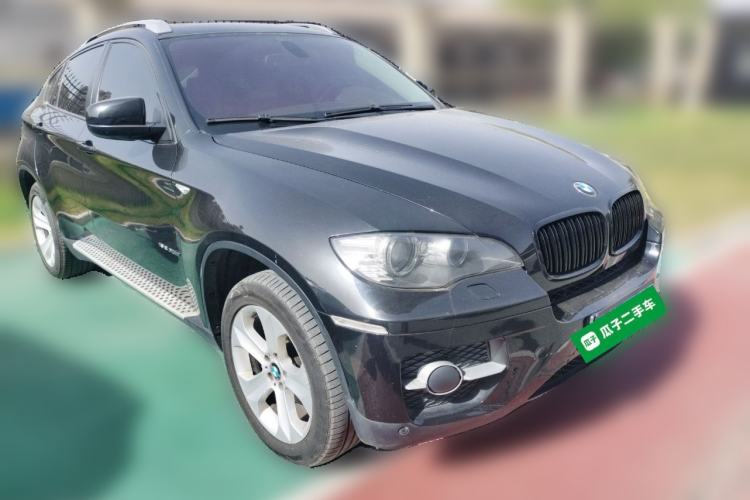 Used BMW X6 2011 xDrive35i Front Right 45 Deg