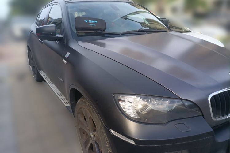 Used BMW X6 2011 xDrive35i Front Right 45 Deg