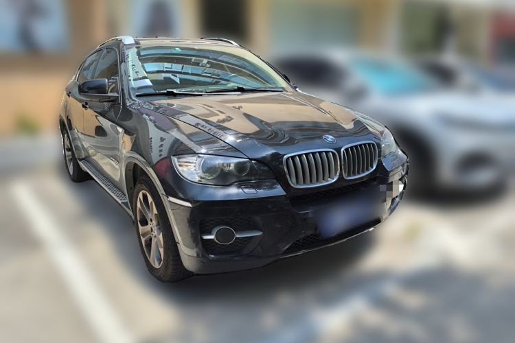 Used BMW X6 2011 xDrive35i Front Right 45 Deg