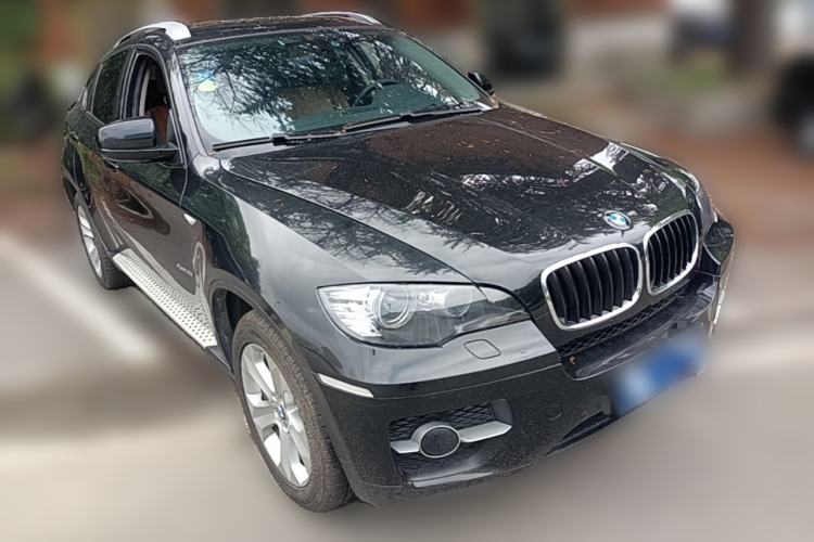 Used BMW X6 2011 xDrive35i Front Right 45 Deg