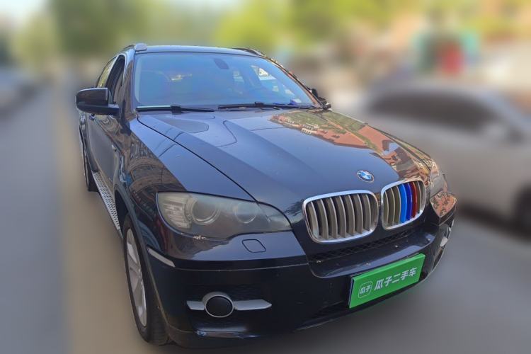 Used BMW X6 2011 xDrive35i Front Right 45 Deg