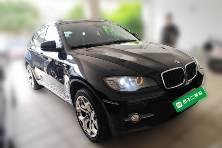 Used BMW X6 2011 xDrive35i Front Right 45 Deg