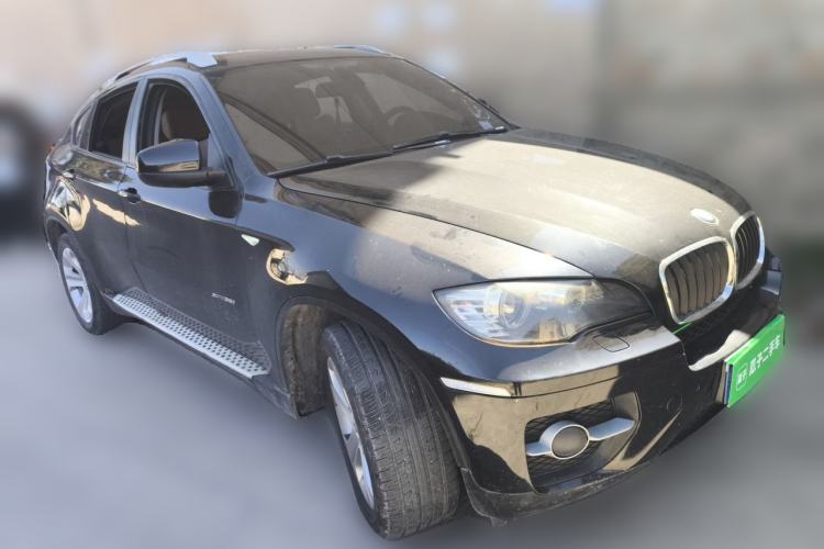 Used BMW X6 2011 xDrive35i Front Right 45 Deg