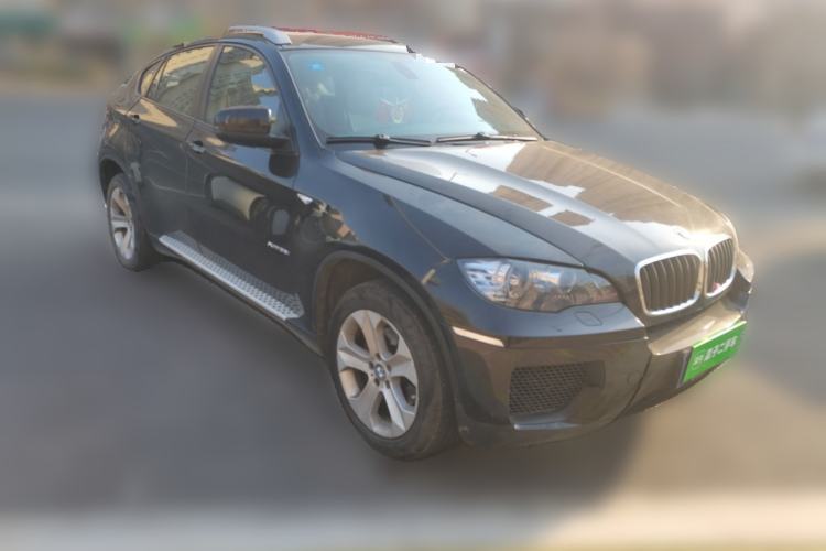 Used BMW X6 2011 xDrive35i Front Right 45 Deg