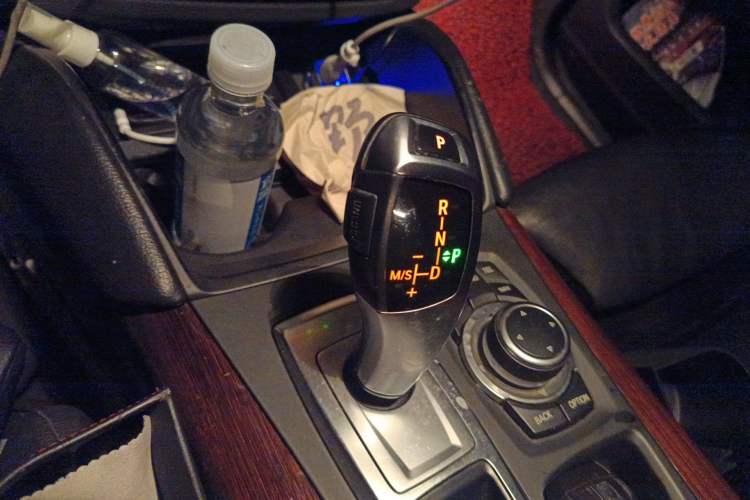 Used BMW X6 2011 xDrive35i Gear Lever
