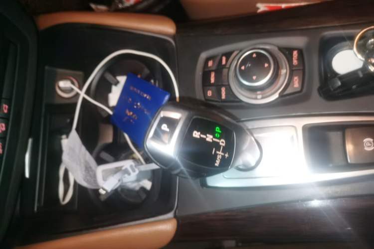 Used BMW X6 2011 xDrive35i Gear Lever