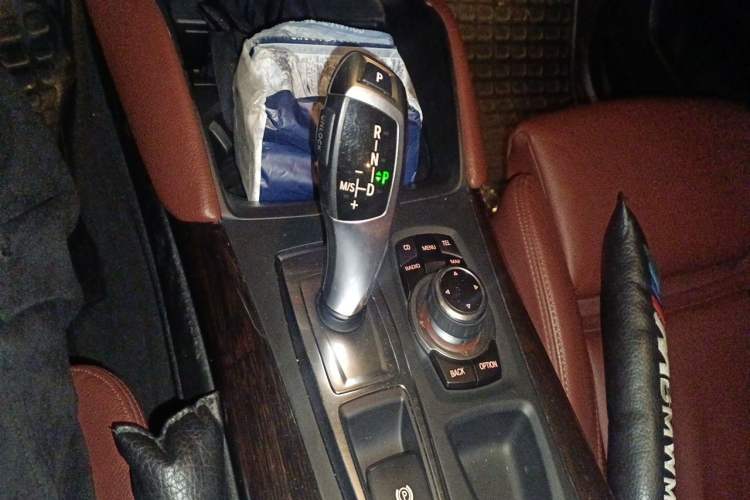 Used BMW X6 2011 xDrive35i Gear Lever