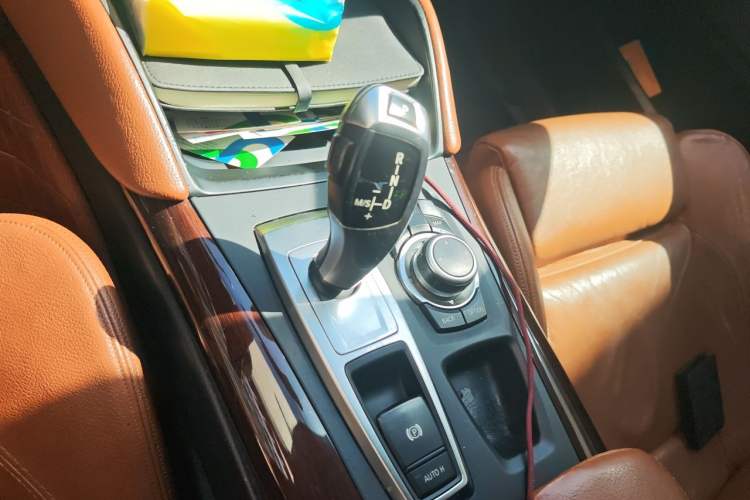 Used BMW X6 2011 xDrive35i Gear Lever