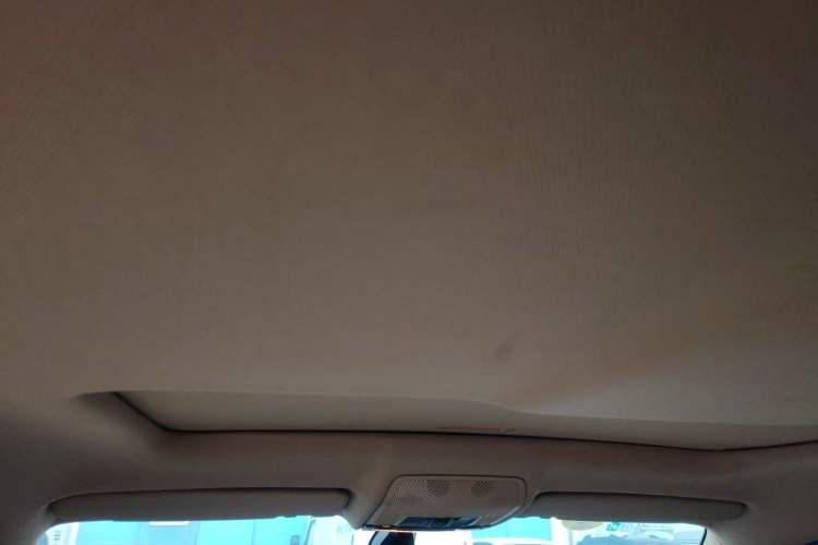 Used BMW X6 2011 xDrive35i Headliner