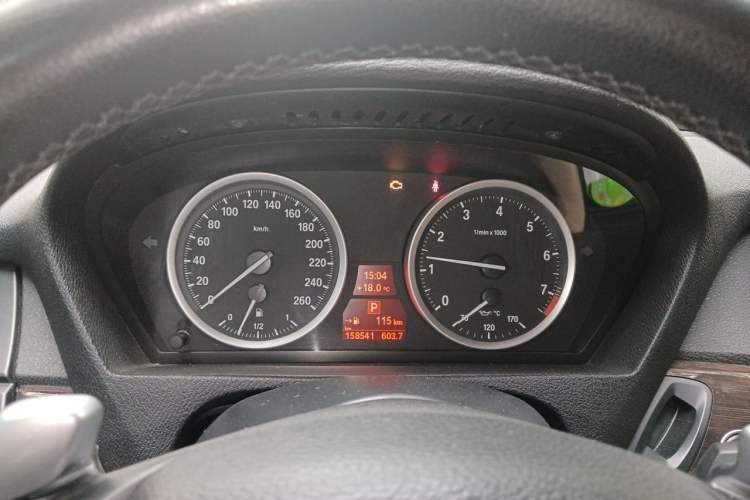 Used BMW X6  Instrument Cluster