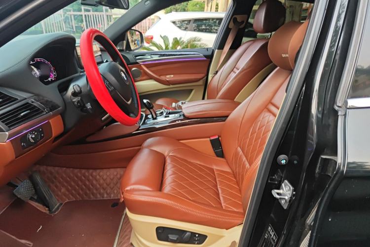 Used BMW X6  Left Front Seat