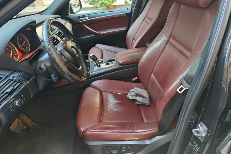 Used BMW X6 2011 xDrive35i Left Front Seat
