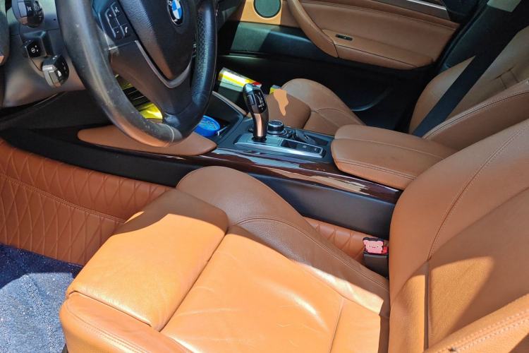 Used BMW X6 2011 xDrive35i Left Front Seat