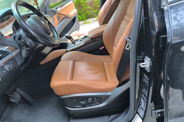 Used BMW X6 2011 xDrive35i Left Front Seat