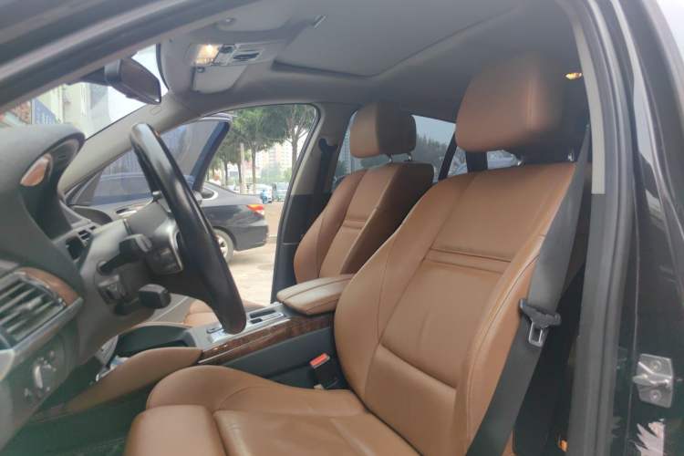 Used BMW X6 2011 xDrive35i Left Front Seat