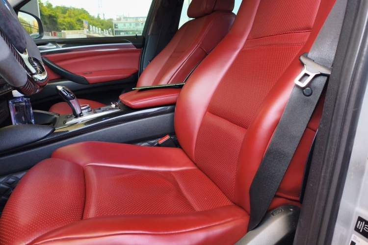 Used BMW X6 2011 xDrive35i Left Front Seat