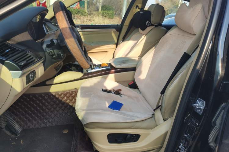 Used BMW X6 2011 xDrive35i Left Front Seat