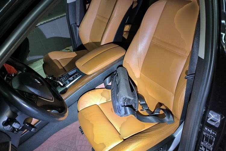 Used BMW X6 2011 xDrive35i Left Front Seat