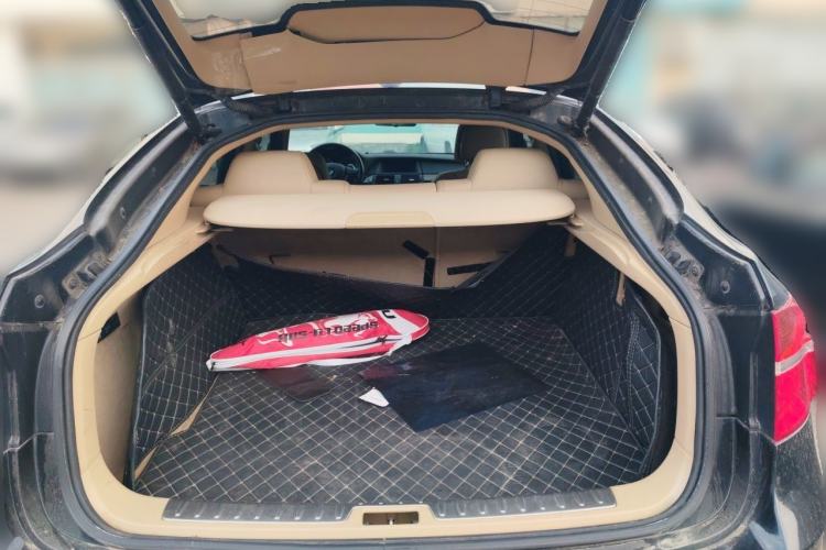 Used BMW X6 2011 xDrive35i Trunk