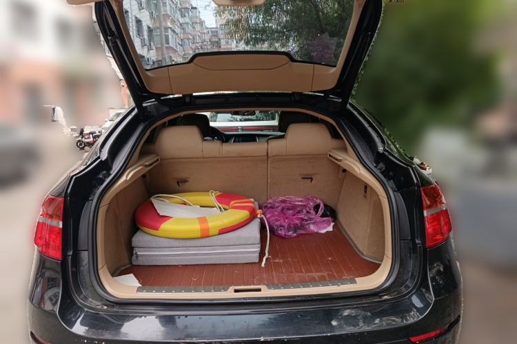 Used BMW X6  Trunk