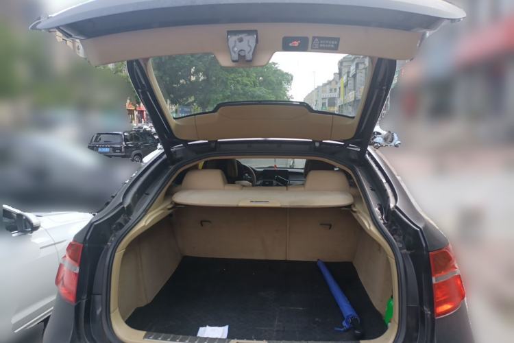 Used BMW X6 2011 xDrive35i Trunk