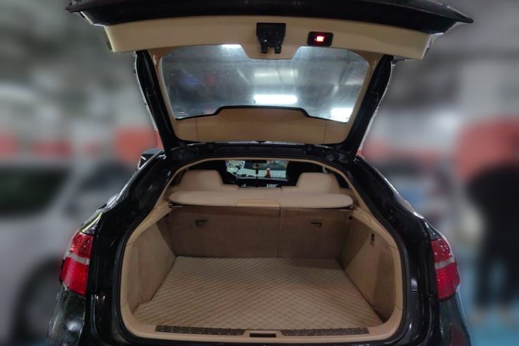 Used BMW X6 2011 xDrive35i Trunk