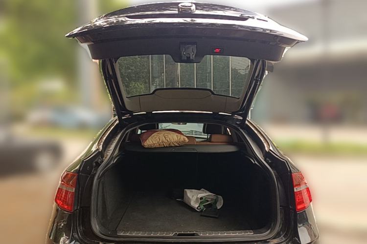 Used BMW X6 2011 xDrive35i Trunk