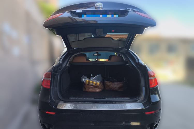 Used BMW X6 2011 xDrive35i Trunk