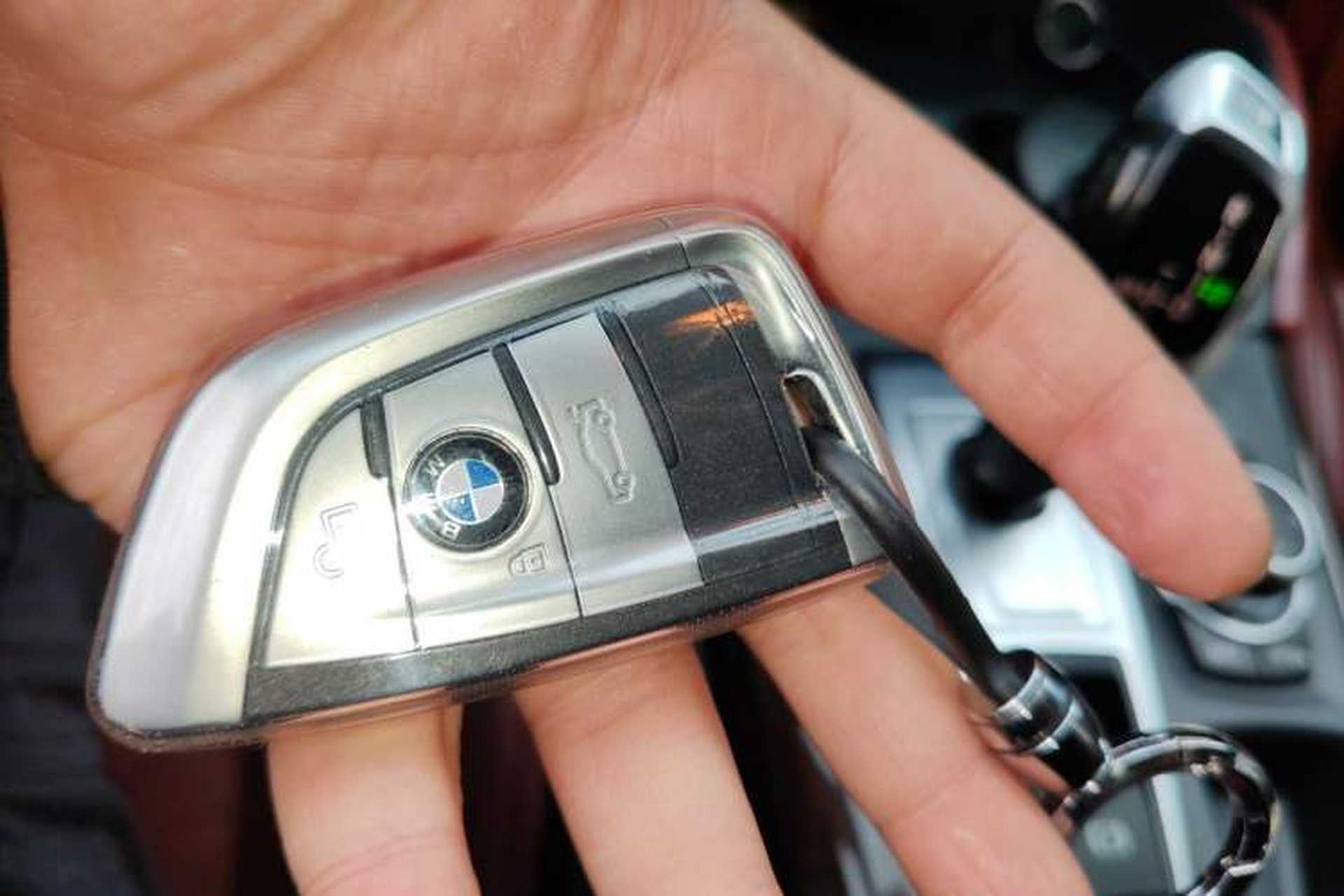 Used BMW X6 2011 xDrive35i Vehicle Key
