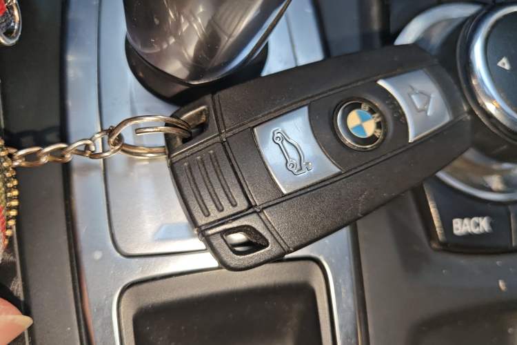 Used BMW X6 2011 xDrive35i Vehicle Key