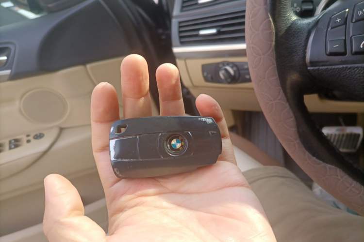 Used BMW X6 2011 xDrive35i Vehicle Key