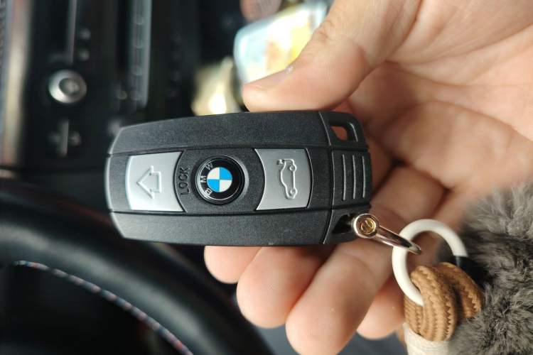 Used BMW X6 2011 xDrive35i Vehicle Key