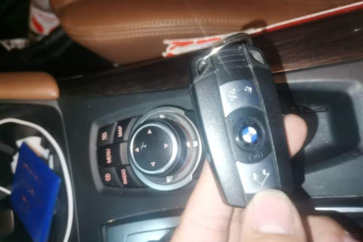 Used BMW X6 2011 xDrive35i Vehicle Key