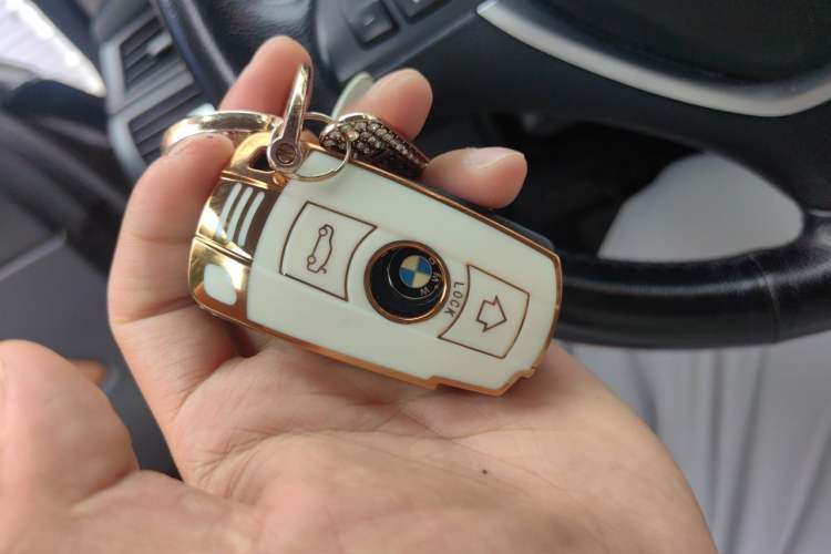 Used BMW X6 2011 xDrive35i Vehicle Key