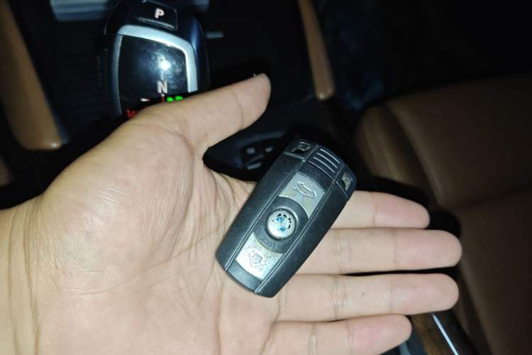 Used BMW X6 2011 xDrive35i Vehicle Key