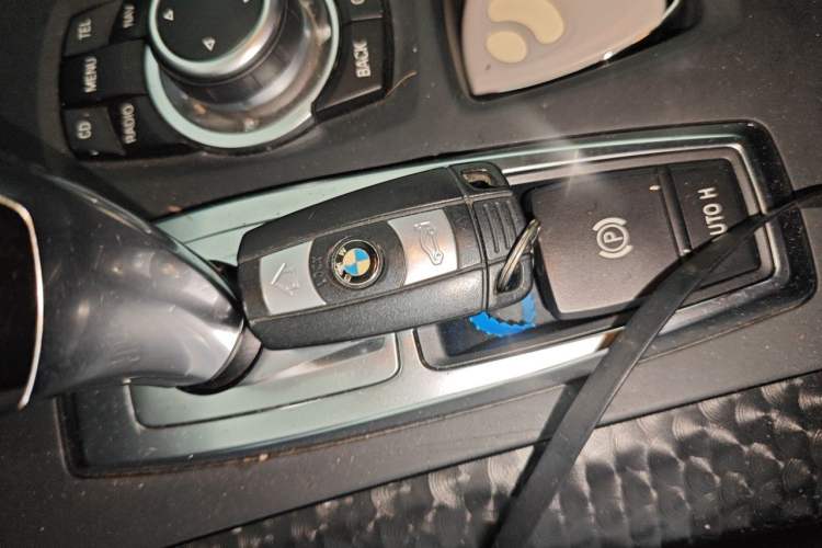 Used BMW X6 2011 xDrive35i Vehicle Key