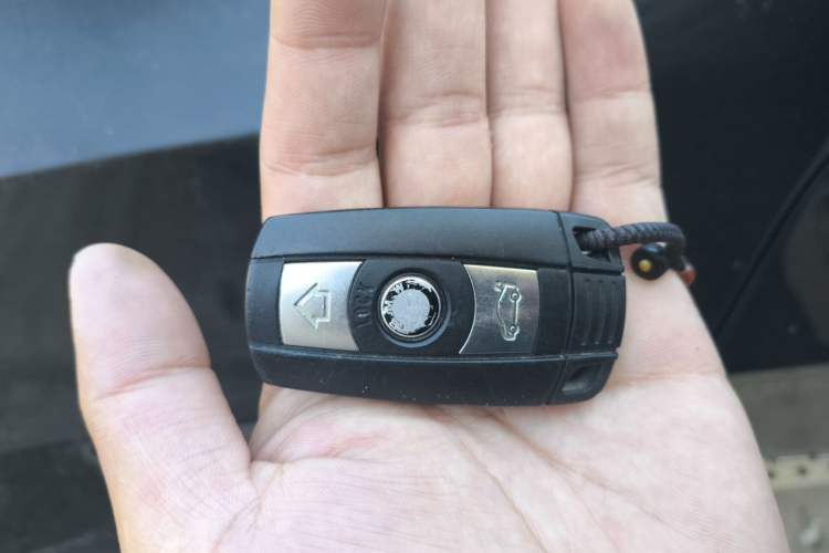 Used BMW X6 2011 xDrive35i Vehicle Key