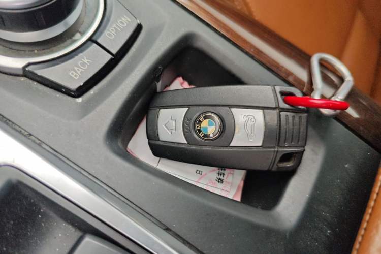 Used BMW X6 2011 xDrive35i Vehicle Key